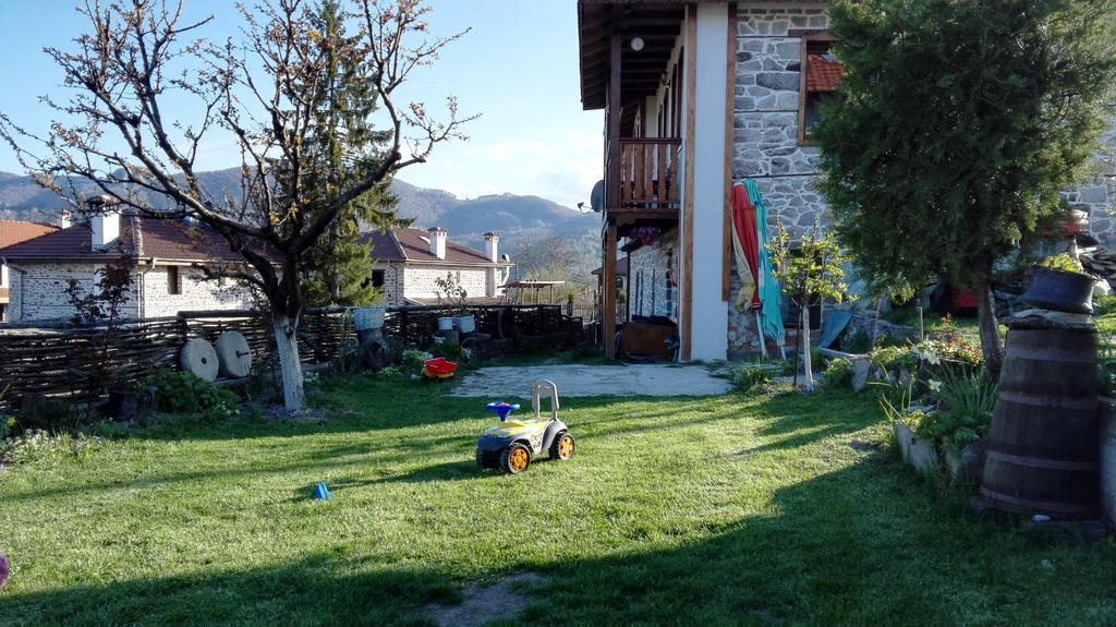 Semana Guesthouse Vrata Εξωτερικό φωτογραφία